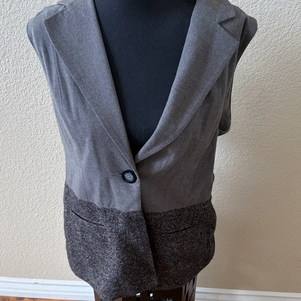 CAbi chic charcoal